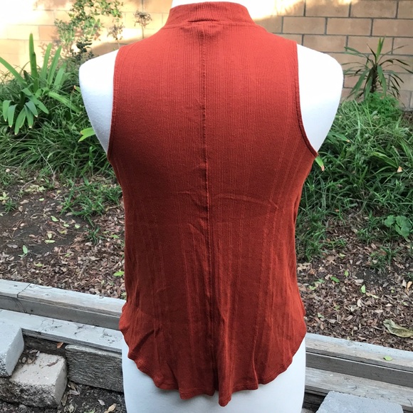 We the free keyhole high neck top rust color - Picture 3 of 5
